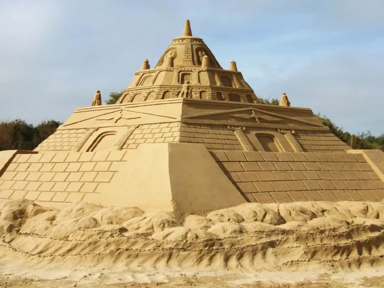 sand sculpture