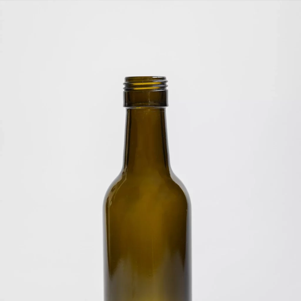 150ml green olive oil bottle