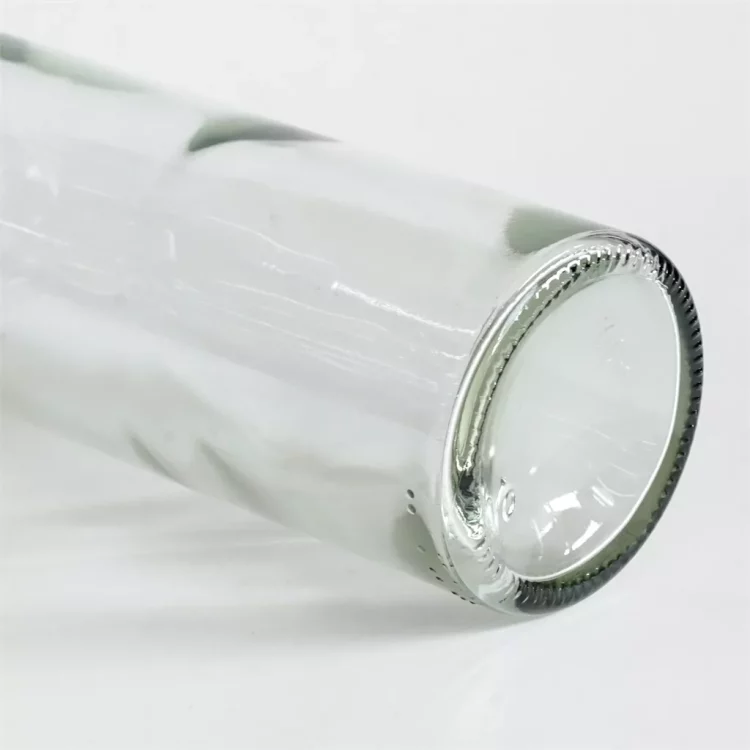 700ml glass Liquor bottle 1
