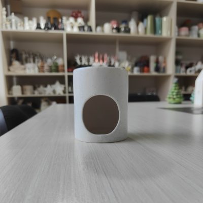 Hcd9ab0cde3ed4b6b942769320eafb827A