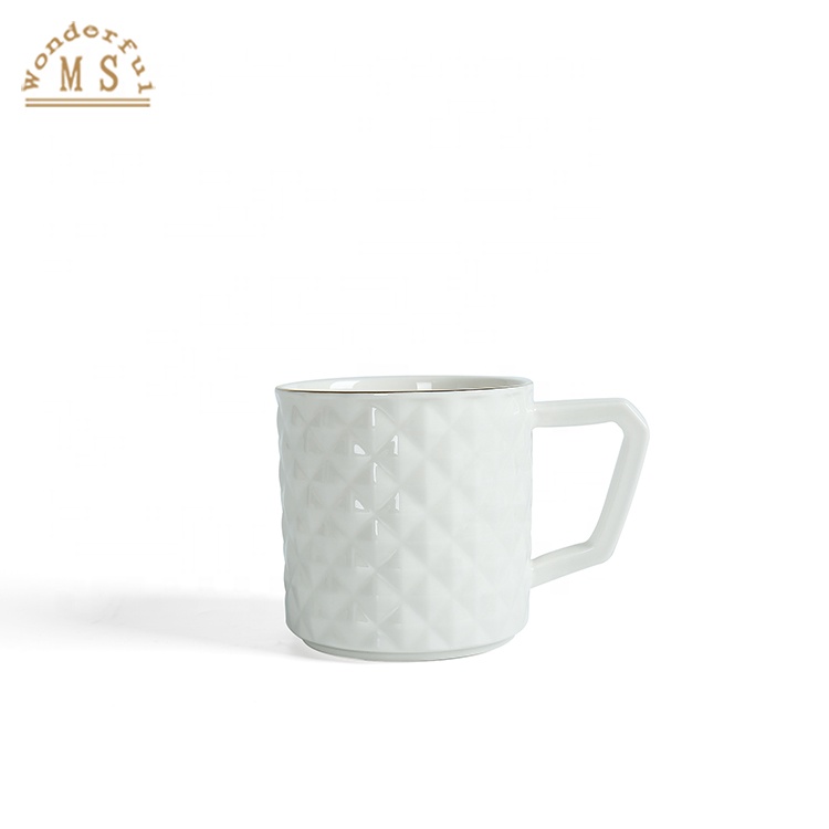 Hd0b9bc61aedd4eddb4a68a2e10a24184P