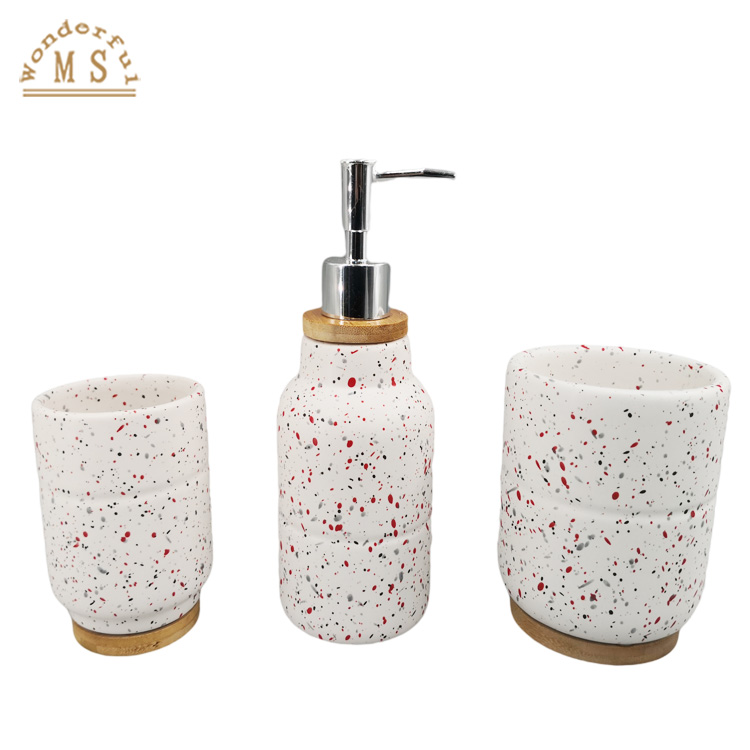 Hecdbeb9d742649f48ab55bc91194403eE