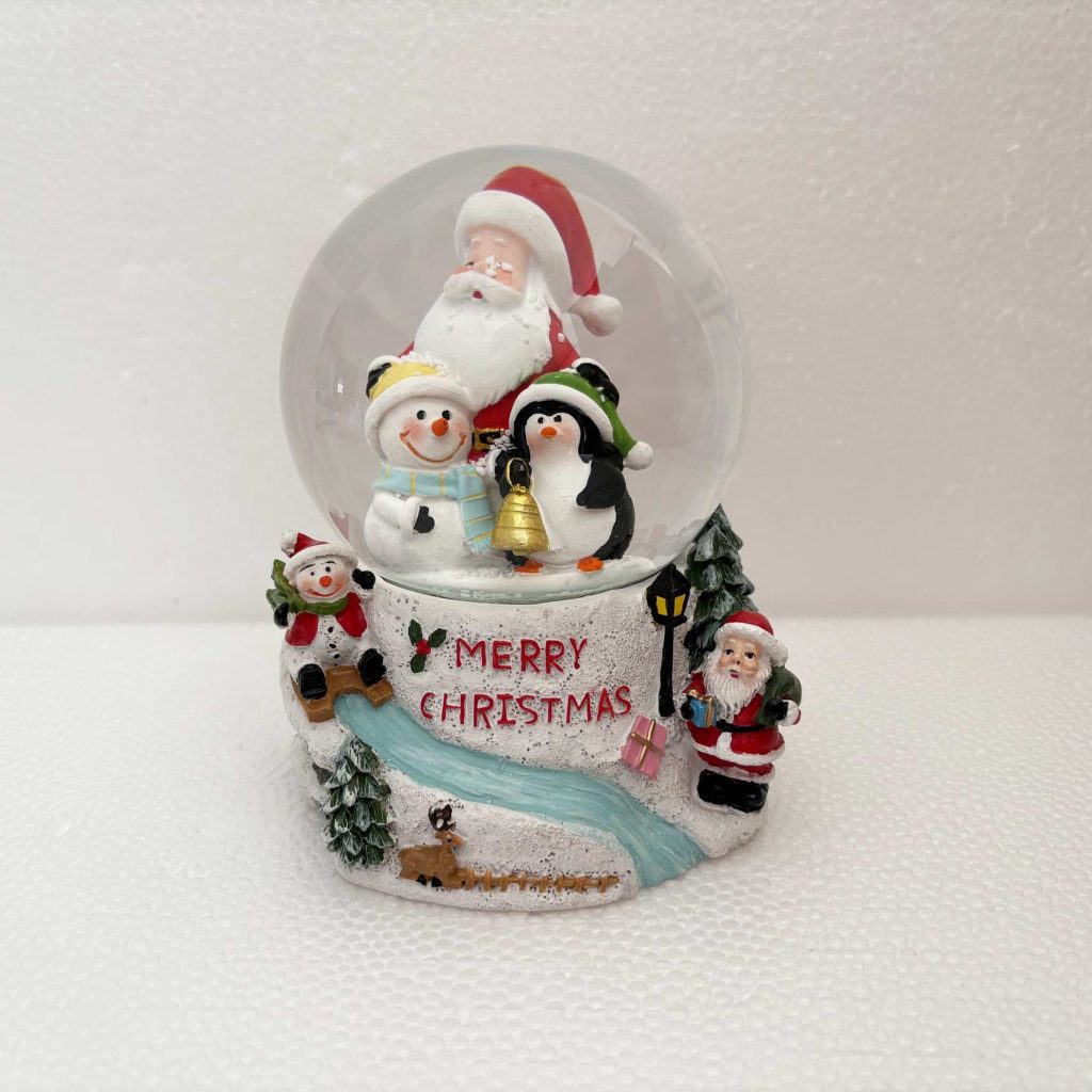 Cute Hand-Painted 10CM Resin Snow Globle with Christmas Interior Scene