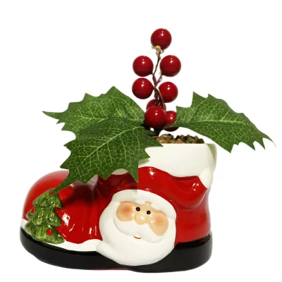 Cute Hand-painted Terracota Santa Booth with Artificial Christmas Plants for Holiday Decoration