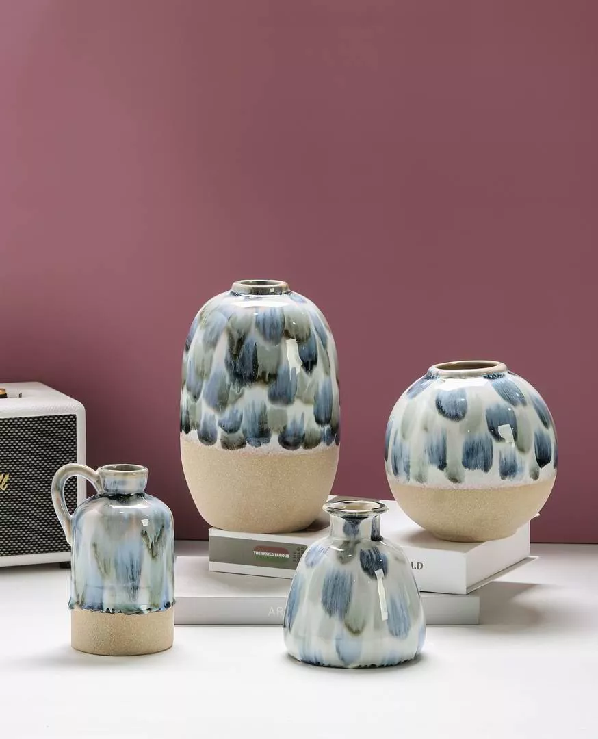 Hand-Painted And Sandy Glazing Belly Vase