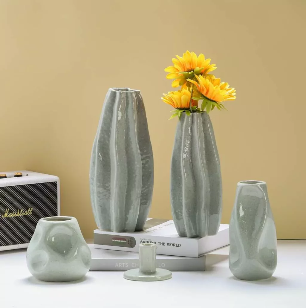 Porcelain Pillar Cactus Shape Flower Vase for Interior Decoration and Gifts