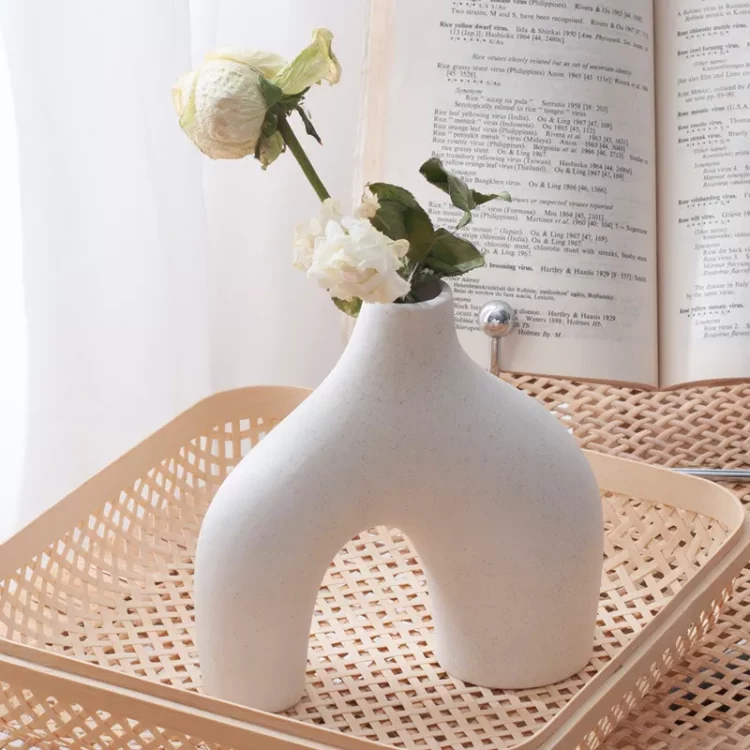 Modern Simple Home Decoraion White Ceramic Flower Vase